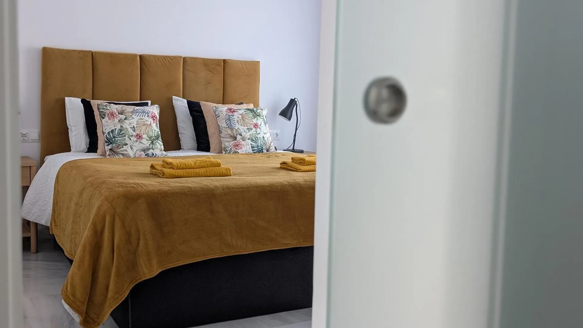 Beautiful First Line Penthouse With Sea View Mi Capricho Spanien